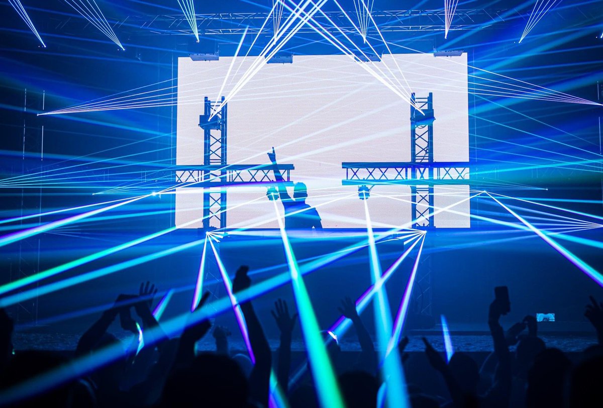 Laserface tweet media