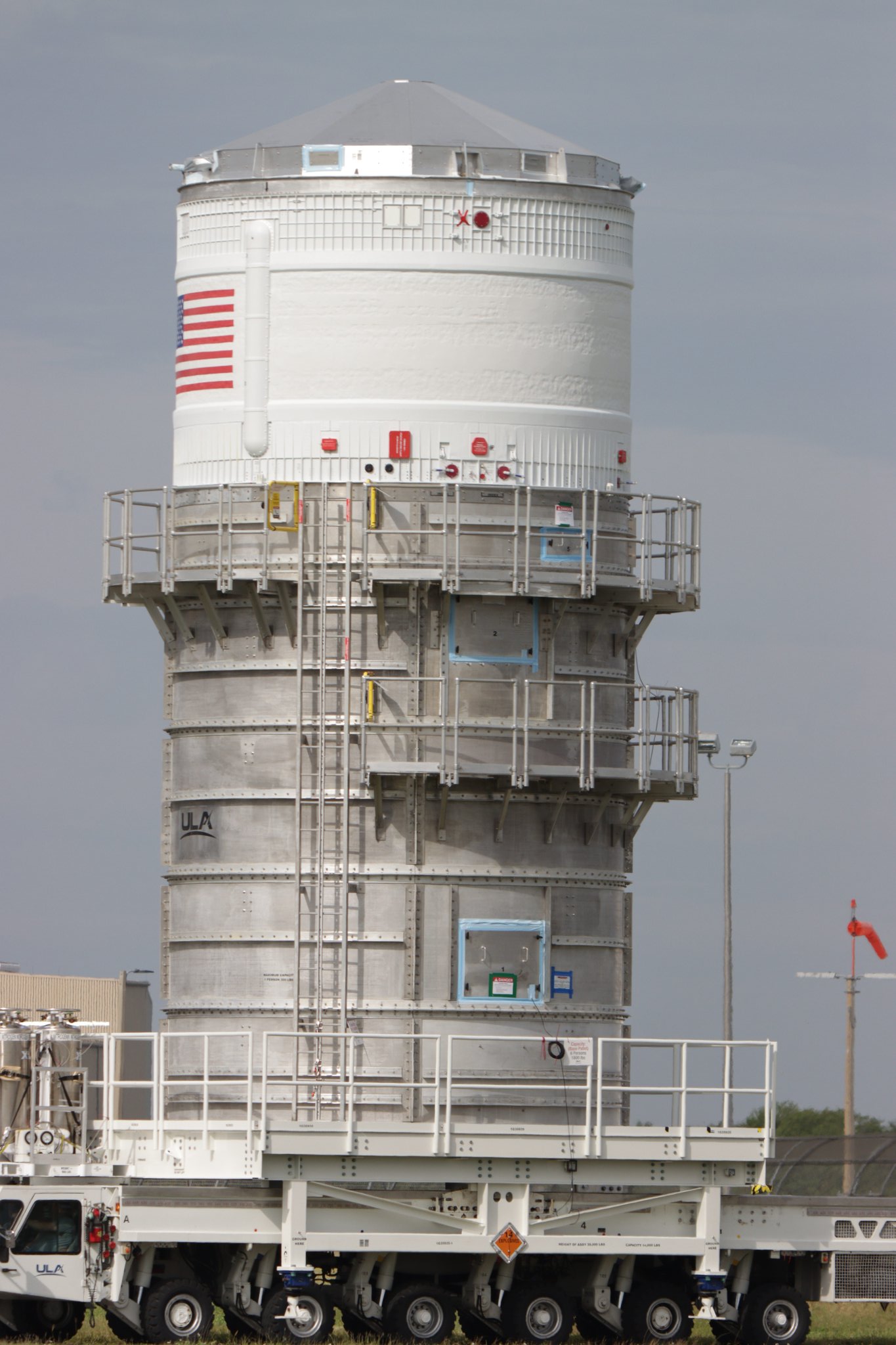 SLS block 1 (Orion Artemis-1) - Fin 2021 - Page 8 EpYKFlUW8AIIO7Y?format=jpg&name=large