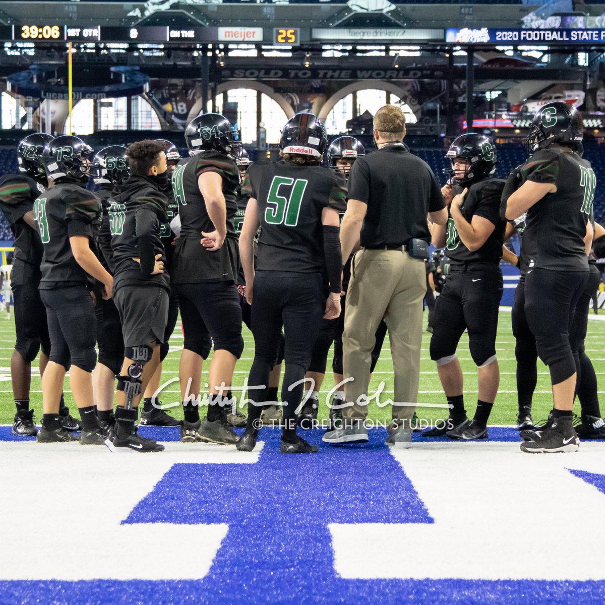cr8onstudios's tweet photo. Here are highlights from the Pregame gallery: Austin Frazier passes to Trey Flatt; team warm-up, running around the goal post; Coach Logan with the o-line; and gamefaces in the tunnel. https://t.co/4W7XLX45Eg