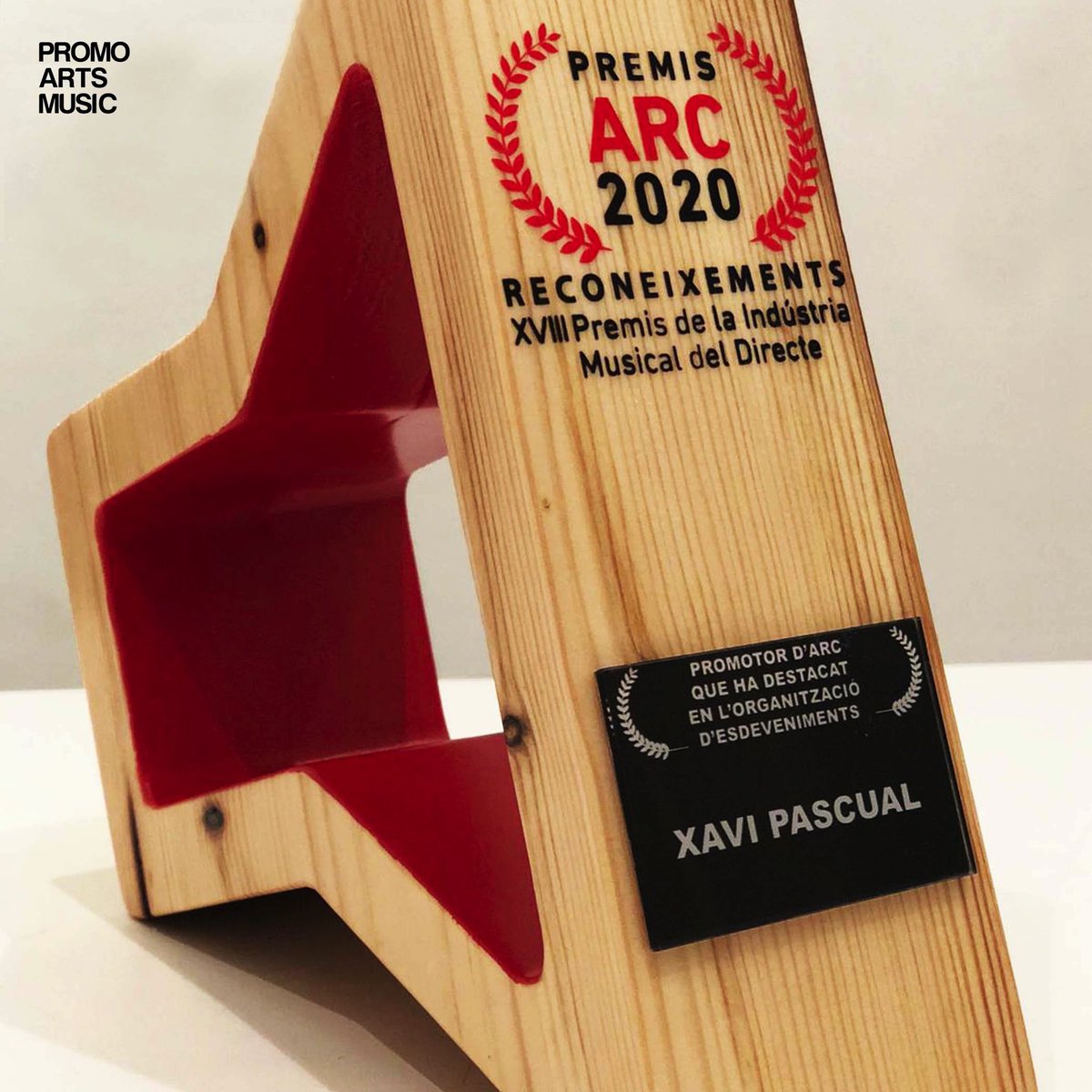 PromoArtsMusic's tweet photo. Els premis @associacioarc de la indústria musical del directe, han reconegut Promo Arts com a millor promotora de l'any. ❤️

Estem molt contents que el sector ens doni aquest premi. https://t.co/HxkKiHzevV
