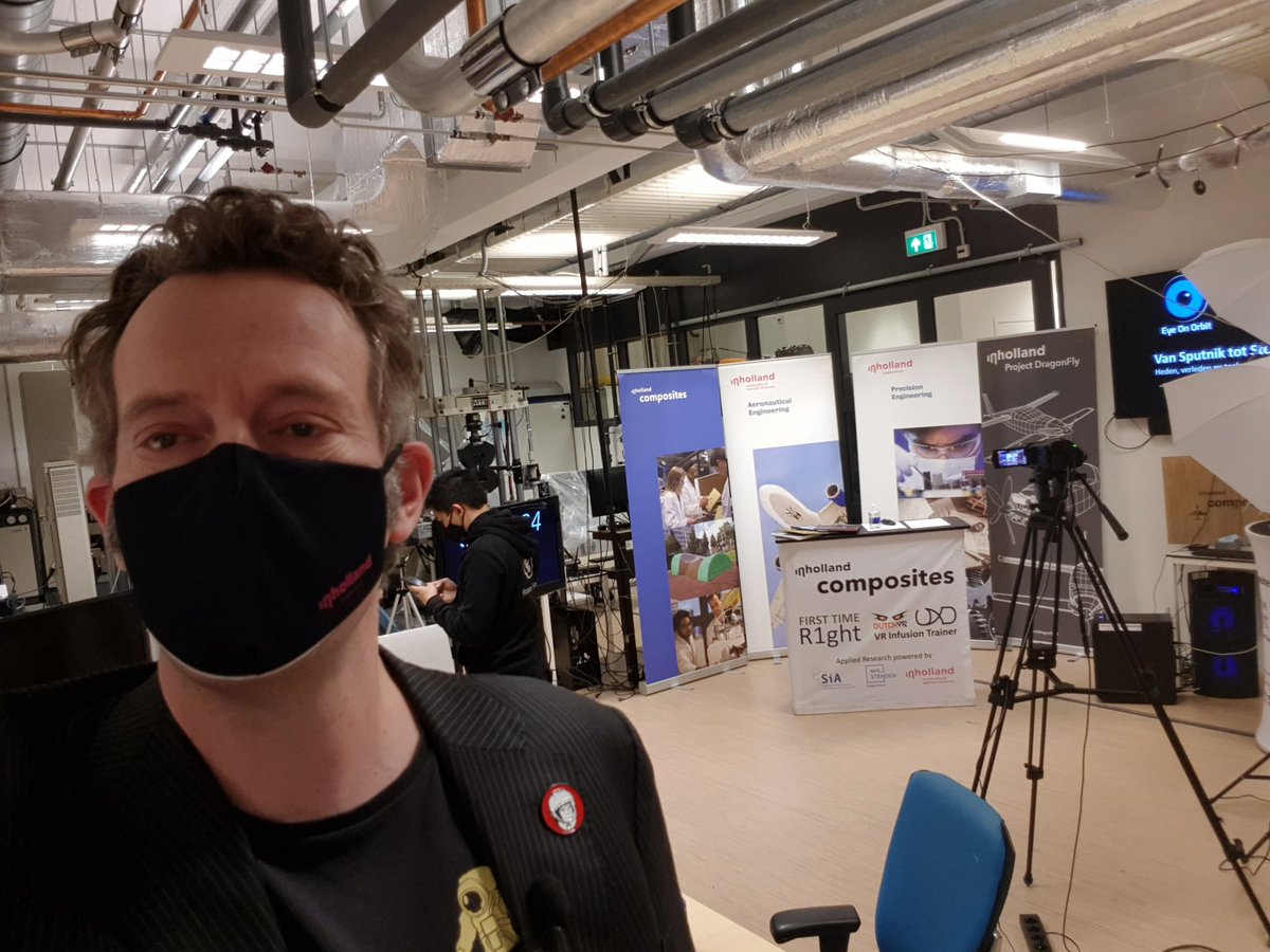 iroquoisPli's tweet photo. 10 minutes and counting before we go Live for 'From Sputnik to Starship' at the @Inh_composites lab for the @Inholland Aquilo Rocket team https://t.co/BsGOPeMII0