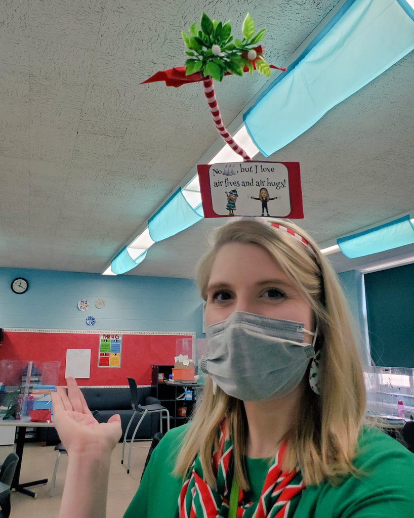 flourishIN4th's tweet photo. I was really back and forth about wearing this holiday headwear, but it was too fun not to, so I added some fine print to it! Lots of air fives and air hugs today. https://t.co/8HCeKT39ej