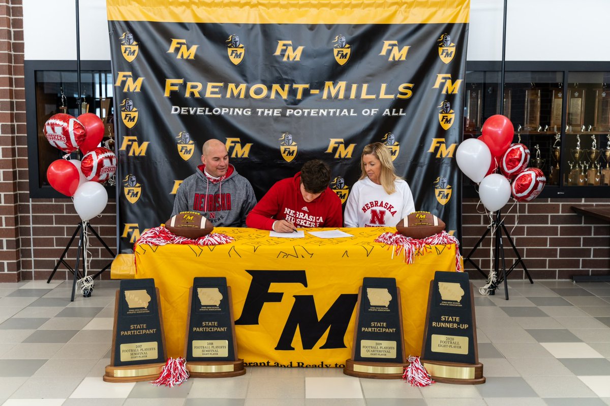 Official✍️