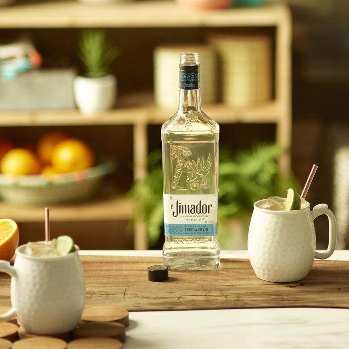 Moscow to Mexico, our Tequila Mule swaps vodka for 100% agave tequila. 1.5 oz el Jimador Silver Tequila .5 oz Orange Liqueur .5 oz Lime Juice 4 oz Ginger Beer Lime