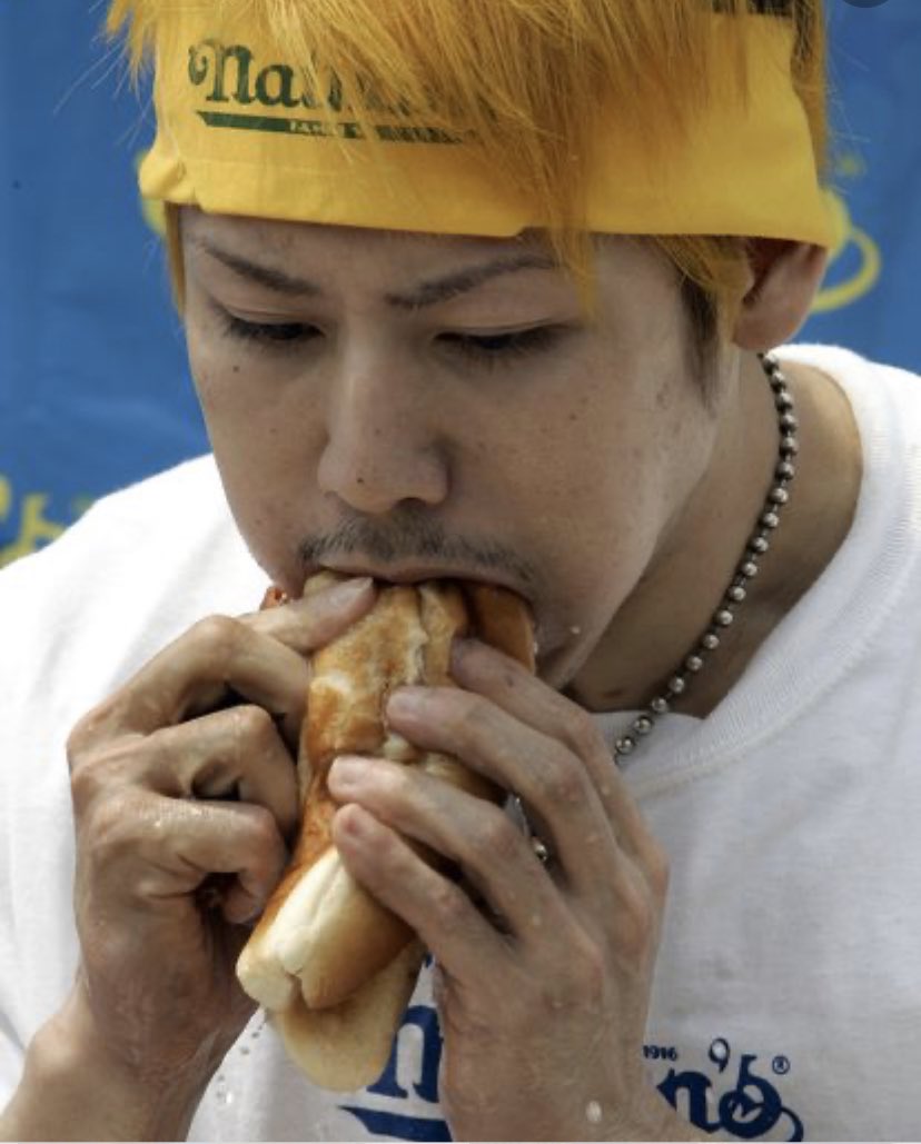 Mike_OBrien7's tweet photo. @THEHotdogFC #TeamKobyashiAndJoeyChestnut https://t.co/dqDLEZkcyj