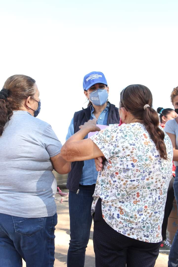 Accion_Claridad's tweet photo. 🔵 El próximo viernes 18 de diciembre la diputada local del Partido @AccionNacional acudirá ante la Comisión Organizadora Electoral del estado, con el objetivo de registrarse como precandidata a la presidencia municipal de Irapuato. 📜📥 #Elecciones2021 #AccionConClaridad https://t.co/RTrCreRWA1