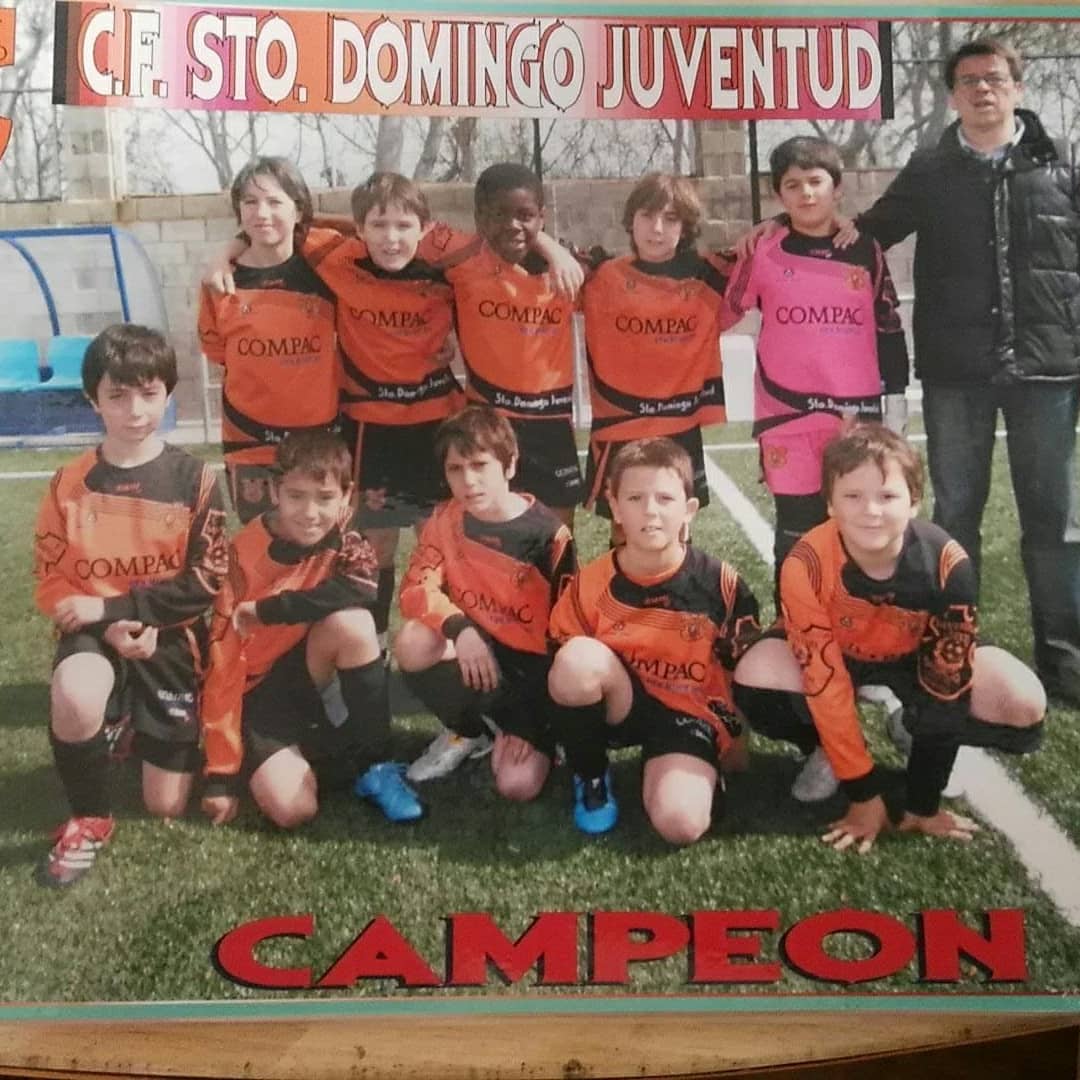 Juventud_CF's tweet photo. 🧡⚽ Enhorabuena a Javi Hernández @javii_hert ex jugador del club que hoy hace su debut oficial con el primer equipo del Real Zaragoza. Dedicación, esfuerzo, talento y constancia son las bases del éxito de Javi. Mucha suerte en los siguientes partidos!! ⚽🧡

BE ORANGE https://t.co/Mgr5WXb4It