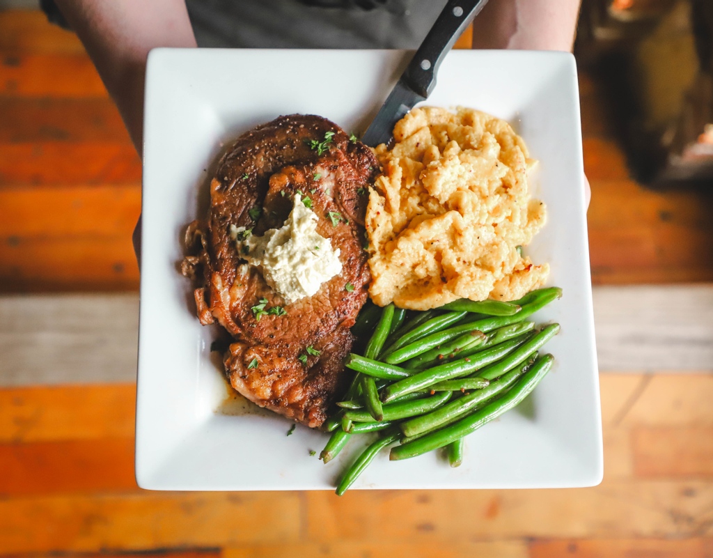 Local Gastropub tweet media