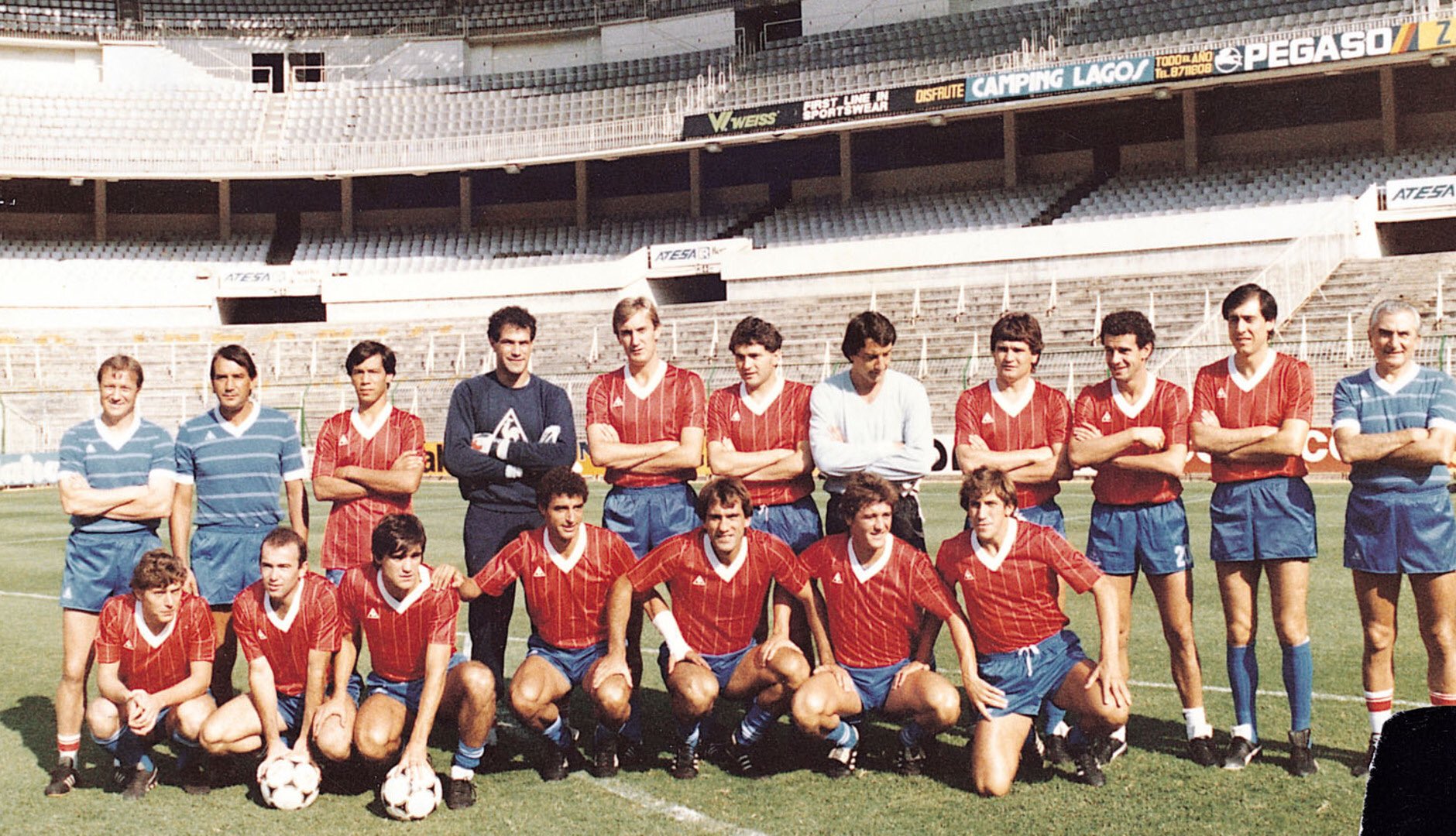 FOTOS HISTORICAS O CHULAS DE FUTBOL - Página 18 EpYUBKPXYAEj0Bj?format=jpg&name=large