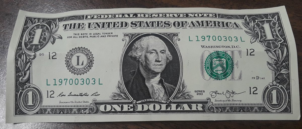 chadwicksirnio's tweet photo. BOOM! Buddy at work was checking the change in his wallet and found a date note! Anyone born March 3rd, 1970? #keepcheckingthatchange #currencycollector #currencycollecting #fancynote #Fancyserial https://t.co/PI5uJU3tsB