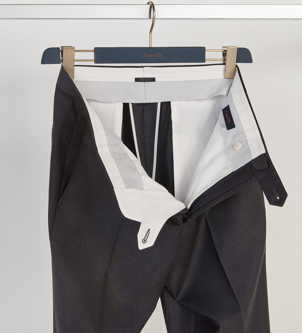 PatrickJamesInc's tweet image. What every man needs - the perfect pair of black slacks. Grab our Zanella Devon Dress Slacks, a staple year round. 
.
.
.
.
#patrickjames #shoppatrickjames #styledbypatrickjames #menswear #zanella #zanelladevon #dressslacks #slacks  #mensstyle #holidaycollection #newarrivals