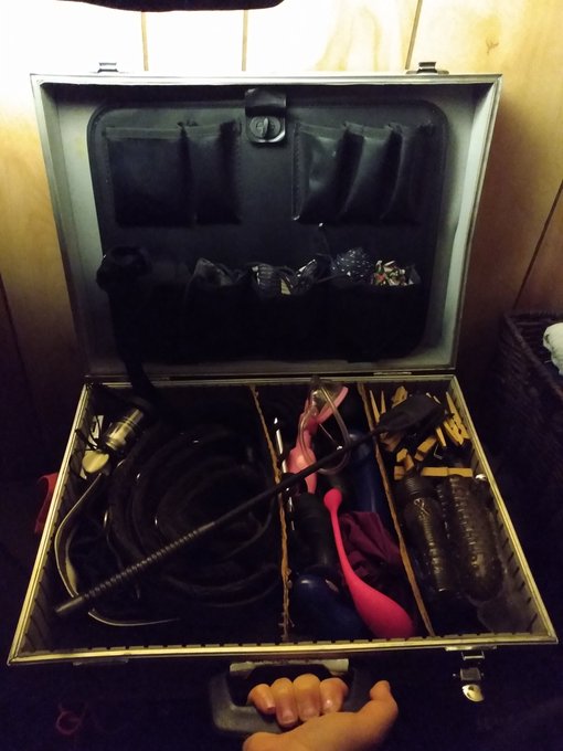 DEAL! 🔥 $57 for a 30 minute show. 🔥 Been 3 weeks no sex, he just got home. Get us in a private bdsm show<a href="/tag/roleplay"class="tags"><span>#roleplay</span></a><a href="/tag/toyplay"class="tags"><span>#toyplay</span></a><a href="/tag/schoolgirluniform"class="tags"><span>#schoolgirluniform</span></a><a href="/tag/kinkyfun"class="tags"><span>#kinkyfun</span></a>