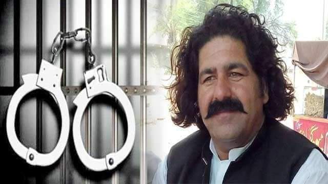 ckamkani's tweet photo. دظلم تُورنظام کو دامُغل وی که دبل
باباترینه باغی ووزمونږ هم تری بغاوت دی✌️
Shame on selected government......
#Release_Great_PakistaniPolitician #Member_Of_Parliament_Aliwazir
@ManzoorPashteen @mjdawar @Aliwazirna50 @a_siab @ShafiqAhmadAdv3 @sanabucha @HamidMirPAK https://t.co/5WWnuOlP2u