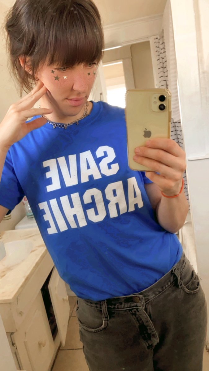 peach_kelli_pop's tweet image. PKPs go-to Columbus promoters @ArchieFoxLive asked me wear this tee to bring awareness to their situation. They are on the verge of shutting down. I’m really feeling for everyone in the music world that is struggling right now 💔 #savearchiefox #savelivemusic