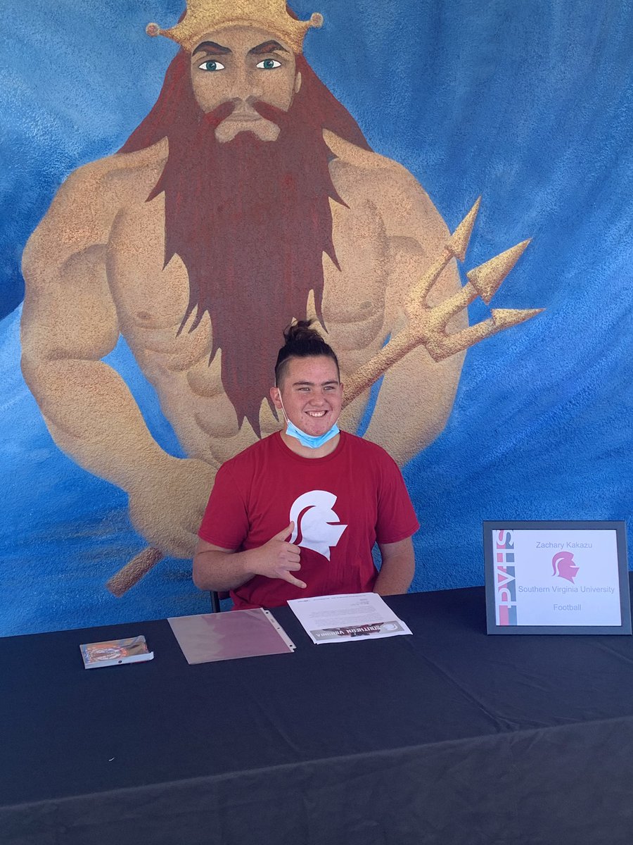 SeaKingFootball's tweet photo. Congrats to our very own @zachkakazu for his commitment to @svuathletics ! You have a bright future ahead and we are proud of you! https://t.co/DeD6iv9wuW