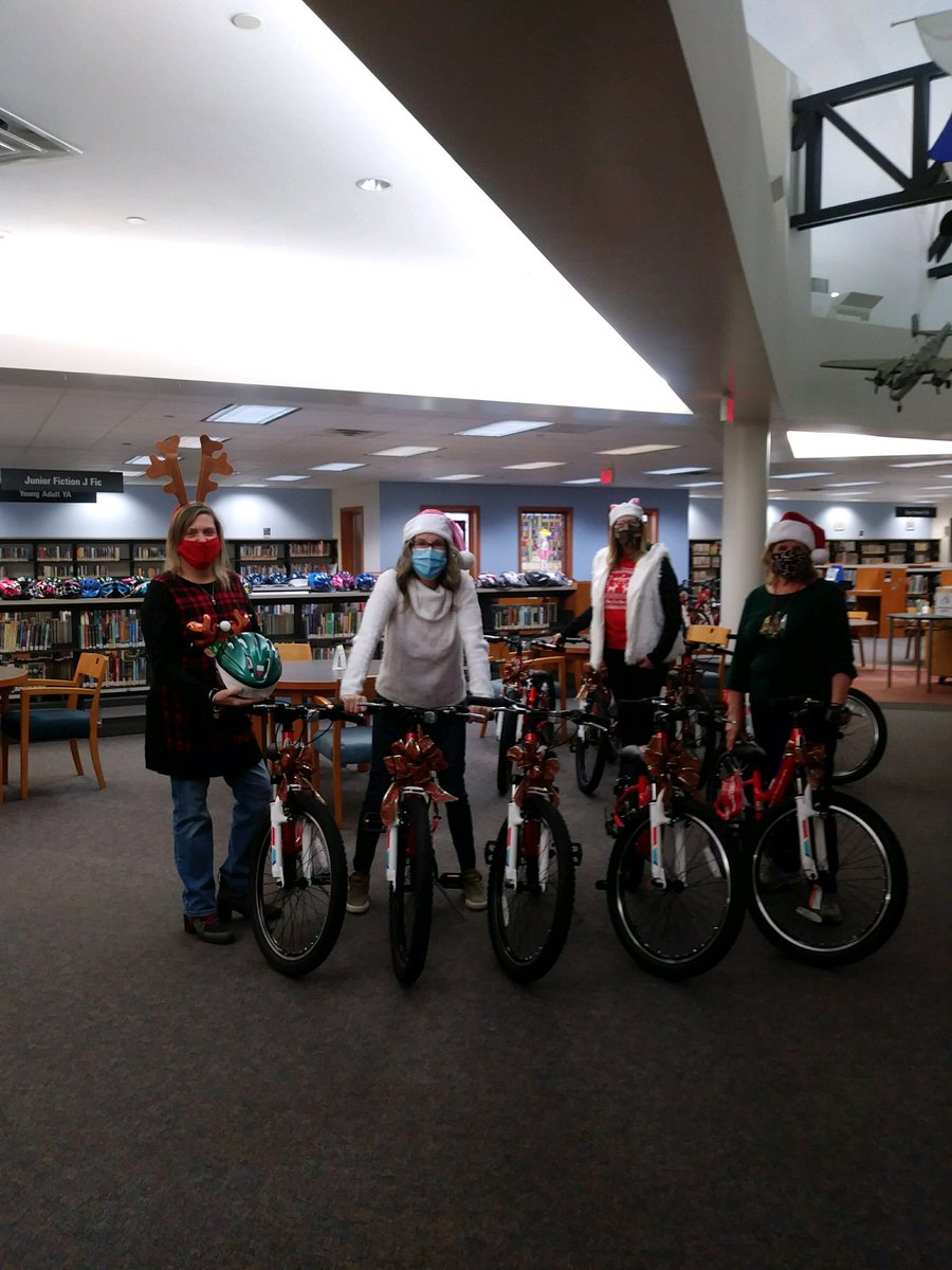 cccohio's tweet image. Community Counseling Center was recently pleased to be a part of a bike giveaway in Conneaut to benefit local children just in time for the holiday season! Pictured is Lori Riley, Kathy Zappitello, Cindy Prather, and Karen Fronczak. #communityengagement #holidaycheer