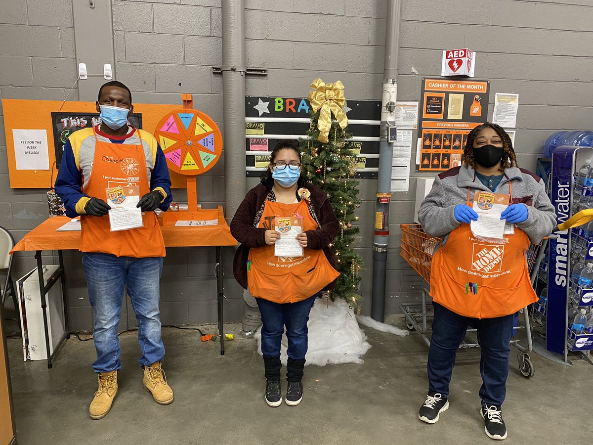Nieemah Mack (@nieemah1212hd) on Twitter photo SHOUT OUT TO CHEDDIE AND JESSICA FROM THE SERVICE DESK AND STORE #️⃣1️⃣2️⃣1️⃣2️⃣’s NEWLY PROMOTED HEAD CASHIER MS. SHERRI ON THEIR OUTSTANDING CUSTOMER SERVICE GREAT JOB 🧡🧡🧡🧡🧡🧡🧡🧡🧡🧡🧡🧡🧡
<a href="/MoshoodAbi/">Moshood Abi Owolabi</a> <a href="/cv81wq/">Carlos Velez</a> @NNievies <a href="/Danniii_1987/">Danielle Schaeffer</a> <a href="/NardaStephens/">Narda Stephens</a> <a href="/Myluv0622/">Ellie</a> SHOUT OUT TO CHEDDIE AND JESSICA FROM THE SERVICE DESK AND STORE #️⃣1️⃣2️⃣1️⃣2️⃣’s NEWLY PROMOTED HEAD CASHIER MS. SHERRI ON THEIR OUTSTANDING CUSTOMER SERVICE GREAT JOB 🧡🧡🧡🧡🧡🧡🧡🧡🧡🧡🧡🧡🧡
<a href="/MoshoodAbi/">Moshood Abi Owolabi</a> <a href="/cv81wq/">Carlos Velez</a> @NNievies <a href="/Danniii_1987/">Danielle Schaeffer</a> <a href="/NardaStephens/">Narda Stephens</a> <a href="/Myluv0622/">Ellie</a>