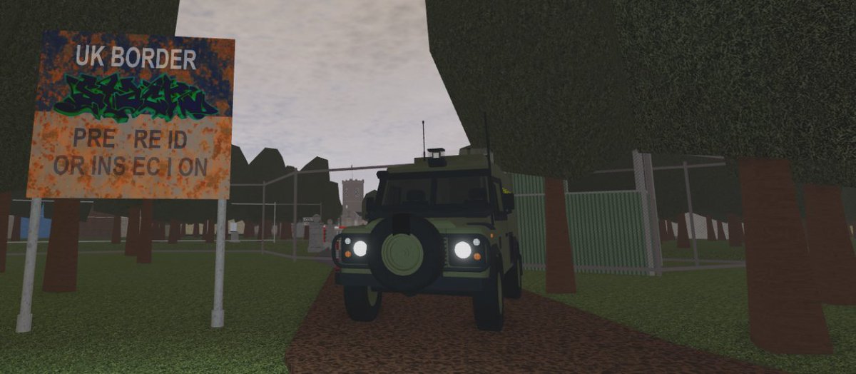 RiflesRbx's tweet photo. Last night members of the regiment deployed to Middletown to help with the peace keeping measures there. Multiple republican dissidents were quickly dispatched with the help of @rblxUSC. God save the king! https://t.co/4qboeQhtPO
