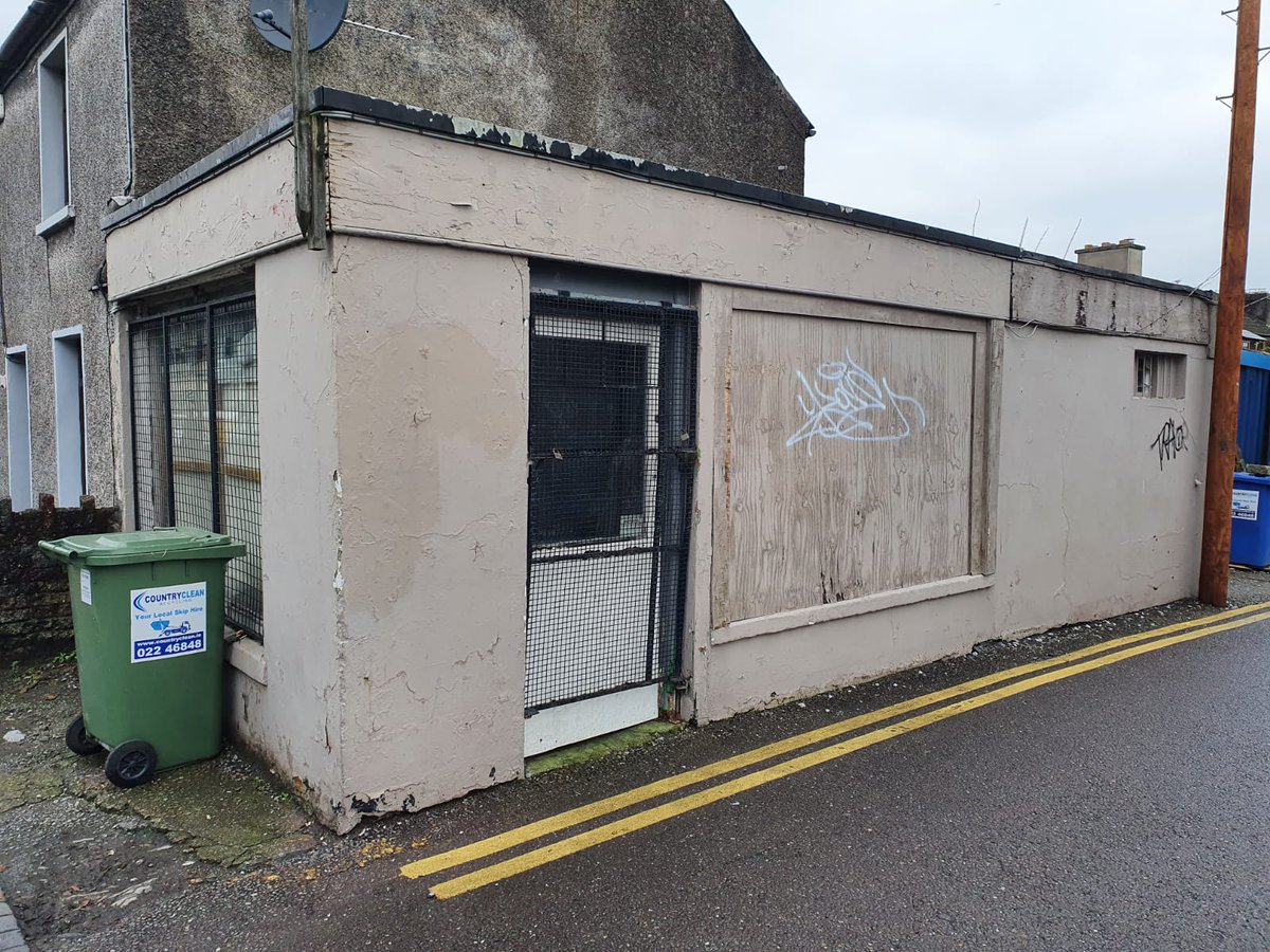 another ideal start-up space for some local entrepreneurs, this former retail unit in Cork city has been empty for a long timeNo.219  #circulareconomy  #meanwhileuse  #regeneration  #Entrepreneurship