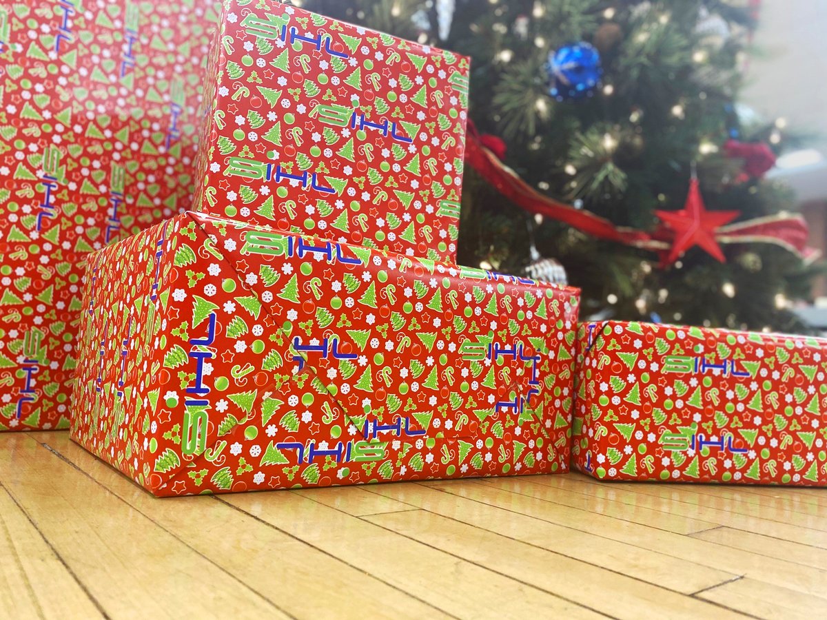 QMLSInc's tweet photo. Looking for printable wrapping paper for your wide format printer? Try Sihl's 3684 TriSolv™ Poster paper Prime. This 6 mil paper is scratch resistant and does not crack when folded. Prints solvent, UV, and latex. Contact your area sales manager today for more information. https://t.co/b2vsGPxZtb