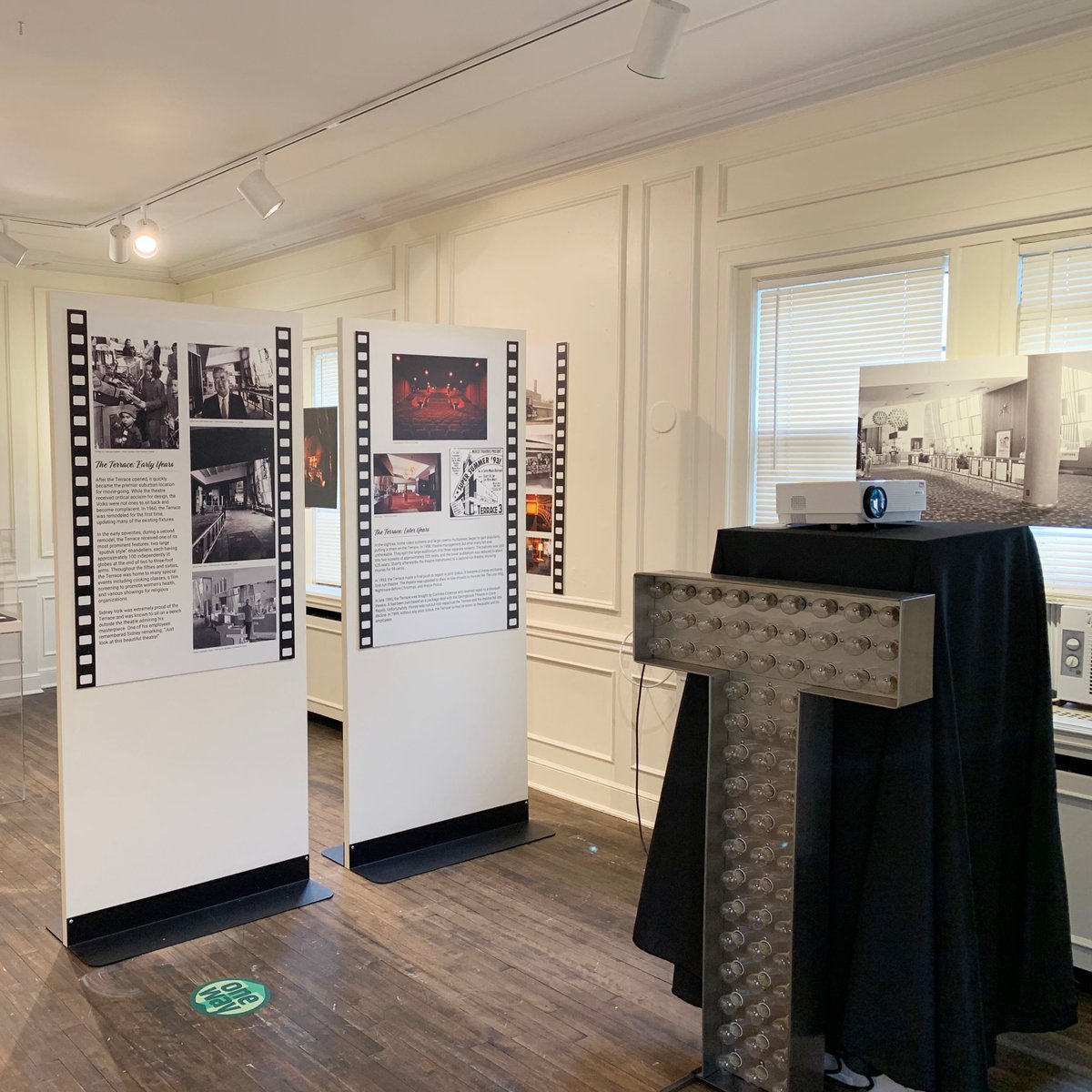 hennepinhistory's tweet photo. 4 yrs ago #OTD the marquee letters from the Terrace Theatre were donated to Robbinsdale Historical Society after topping the theater's tower for 65 years. They are featured in America’s Finest Theatre, our exhibit with the Terrace Legacy Project.
@TerraceLegacy @Robbinsdale1893 https://t.co/veSsdfbiaw