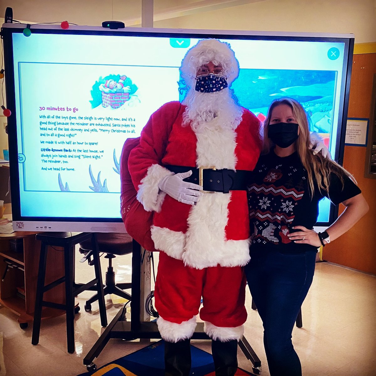 LPE_Okell's tweet photo. That time Santa walked in just on time to read his line “Merry Christmas to all, and to all a good night!”  Great memory for my kindergarten media kids! https://t.co/xYKGODOYEL
