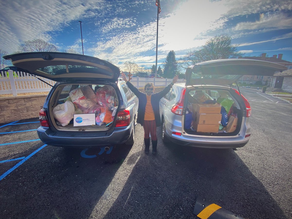 BronxWorks's tweet photo. Thank you once again to @icschool_online for their amazing generosity. #BronxWorks received two carloads of toys and gifts for children and families in the Bronx. These donations will make the holidays so much brighter for so many families! https://t.co/9PWgm4mTNu