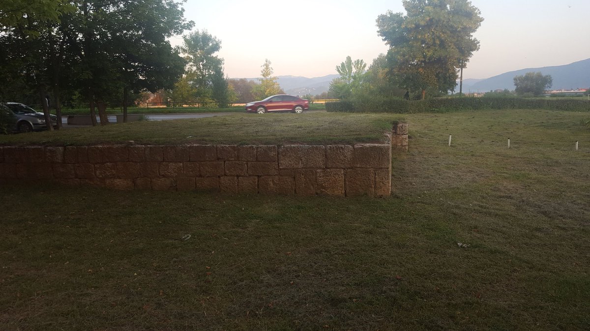 ChrisZeds's tweet photo. All that's left of RADCON Sarajevo @09EA63 https://t.co/y9Jykb7fan