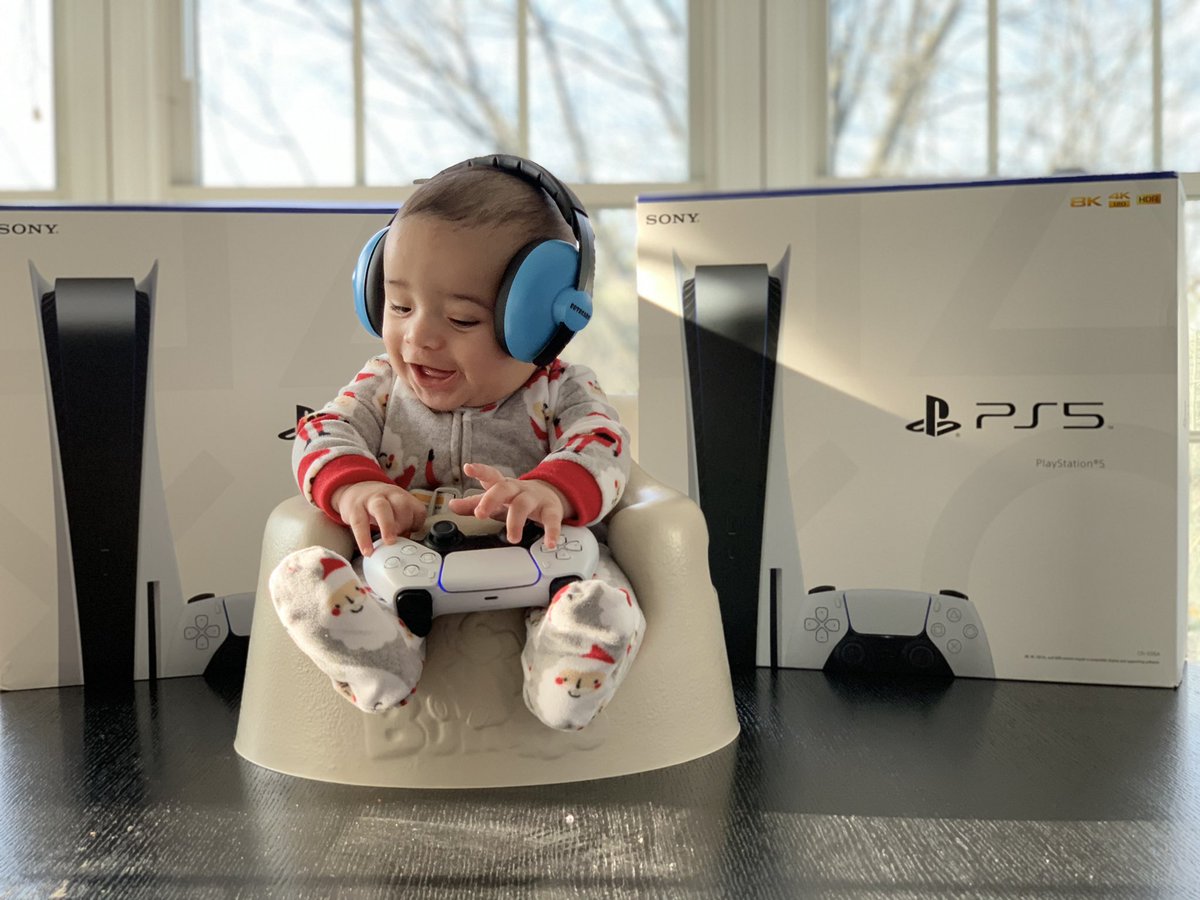 MelissaRivasH's tweet photo. Got “em! @TheSiteSupply 
#PS5 https://t.co/UQUnBNK8ph