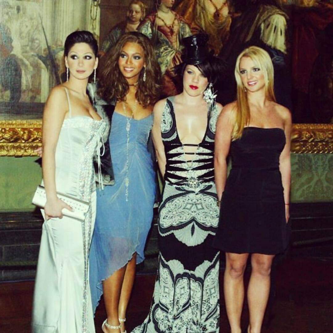 Elissa with Beyoncé, Pink, and Britney