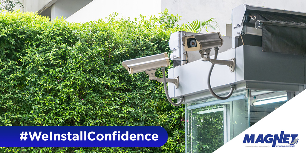 MagnetTelecomm's tweet photo. Durante las fiestas decembrinas suelen incrementar la cantidad de incidentes delictivos, por ello es importante contar con tecnologías de #videovigilancia que le permitan cuidar de su equipo de trabajo. ¡Acérquese con nosotros! https://t.co/pEaWDKj30m #MagnetMex #AxisLatam https://t.co/G1n7t1KqjY