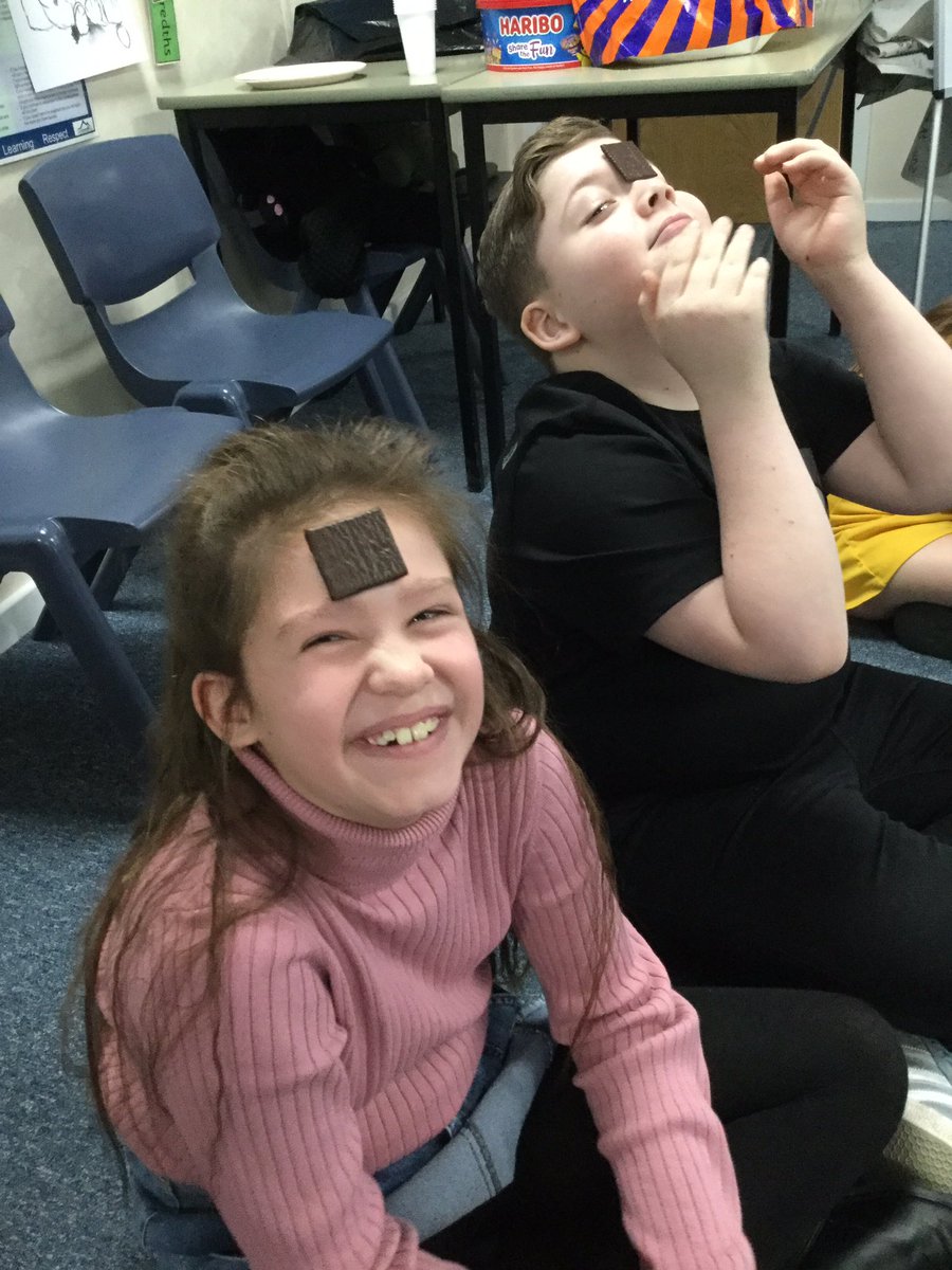 card_miss's tweet photo. We had a great Christmas party this afternoon! https://t.co/po1H8ObJw8