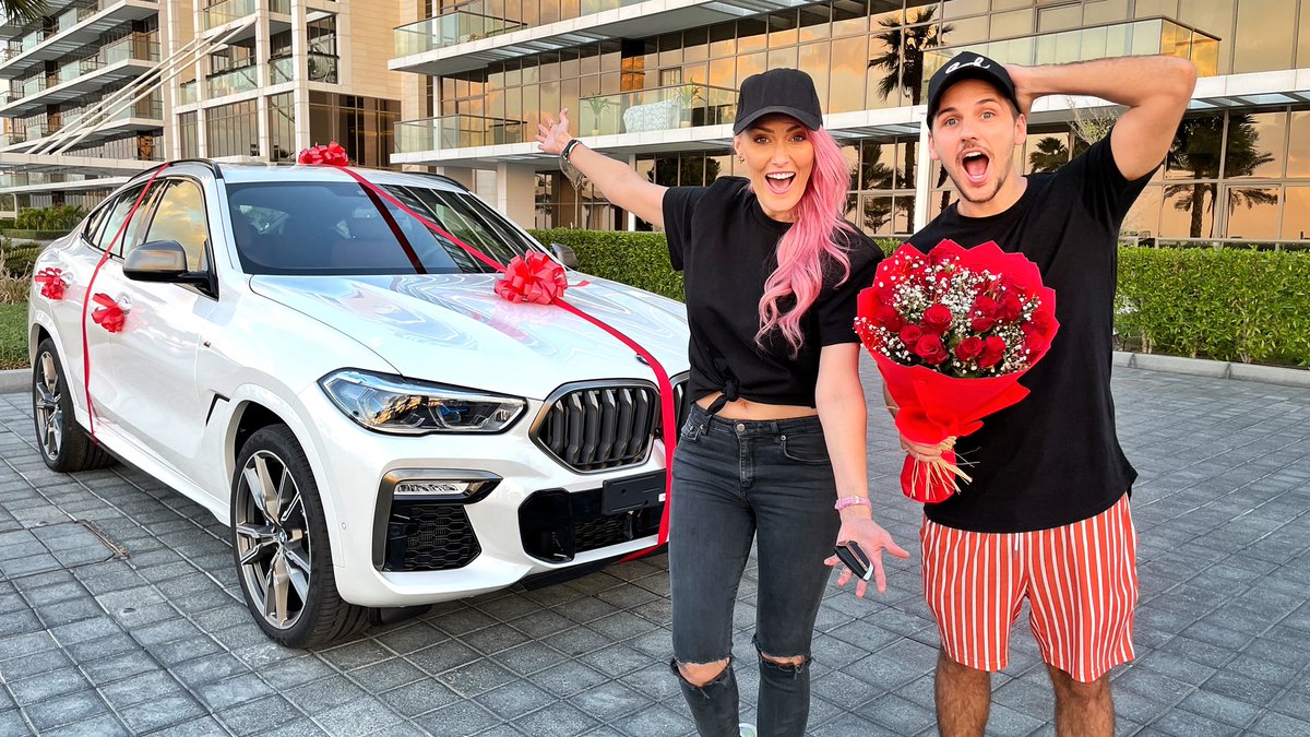 supercarblondie's tweet photo. I surprised my employee with his dream car 🤩 - https://t.co/d9U70Q8Oqv @BMW @BMW_AGMC https://t.co/SYVEL0hlK6