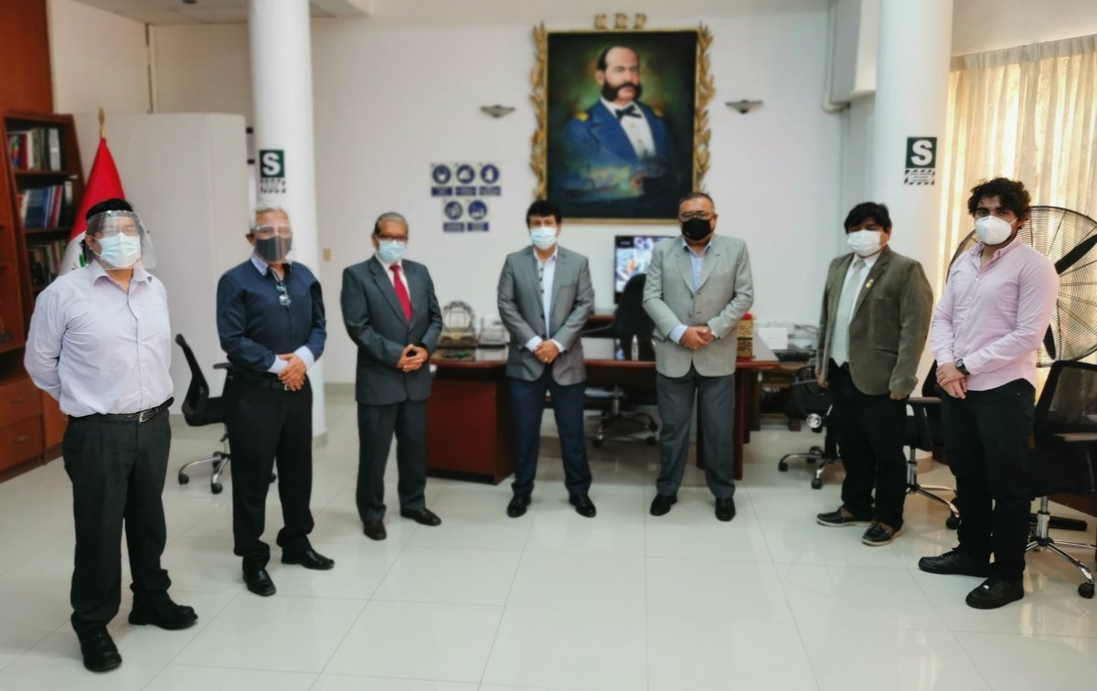 EdwardEZarate's tweet photo. Fortalecemos el trabajo del proyecto Lote Petrolero para la @UNP_Piura a través del convenio con @Perupetrosa y gestionamos la reactivación del directorio del Fideicomiso de Promoción y Desarrollo Clúster Minero #Sechura
#SemanaDeRepresentacion
 @MinemPeru 
@BankadaFP https://t.co/bOfy7uy0yh