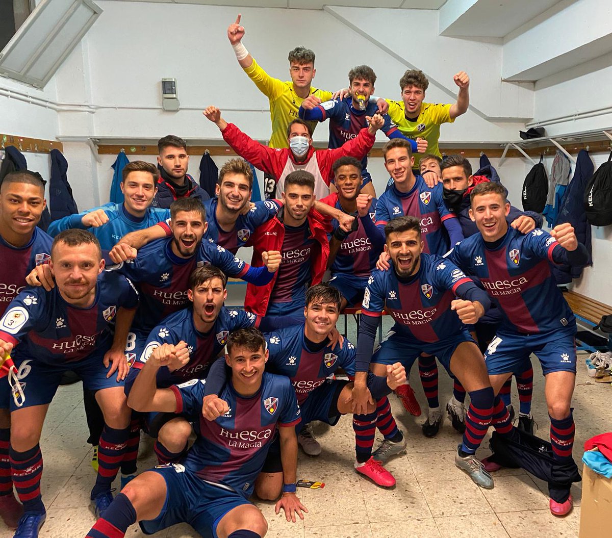 ¡SEGUNDA VICTORIA CONSECUTIVA!

✔️#TerceraDivisión
SD Huesca B 1️⃣ - 0️⃣ <a href="/AtcoMonzon/">Atlético Monzón Alumbra</a>

⚽ Barba
🅰️ Gonzaga

👍 Victoria trabajada de nuestro filial ante un rival sólido en la parcela defensiva. ¡Nos seguimos manteniendo en los puestos altos!

#CanteraSDH🔵🔴