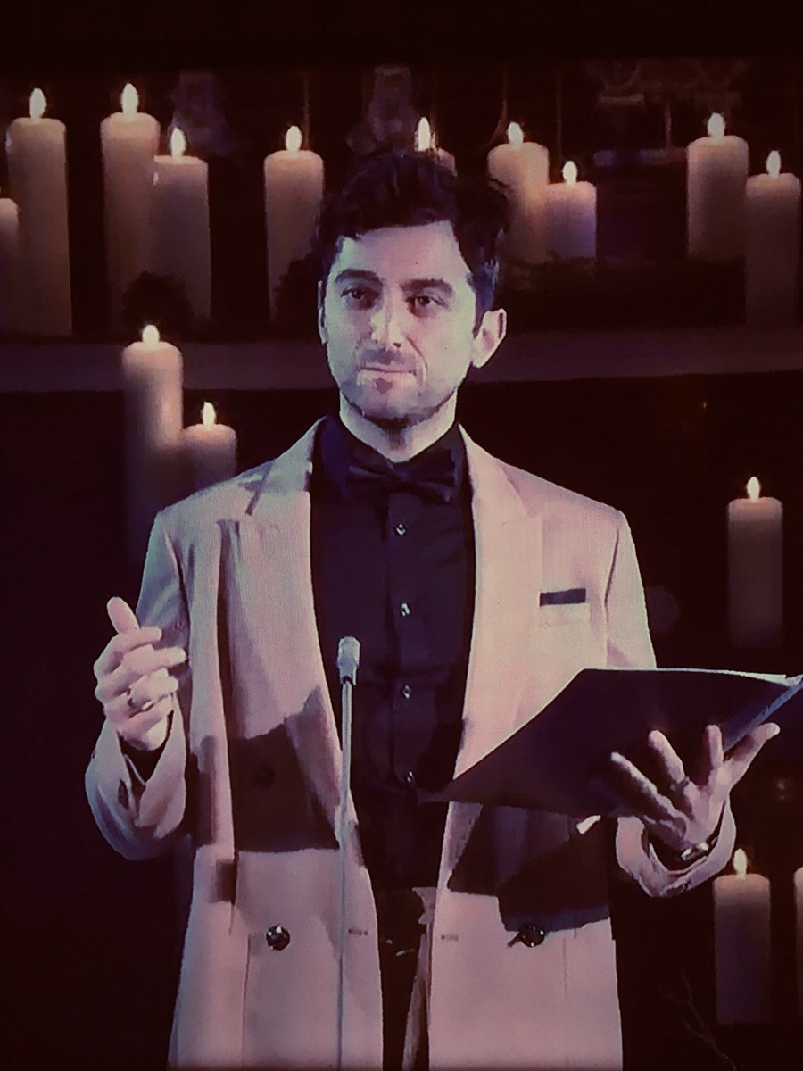 helenjerome's tweet photo. Lovely ๐ to see @marcantolin - Chagall from @BristolOldVic and @Wise_Childrenโs own beautifully streamed production ๐ญ #flyingloversofvitebsk - featuring in @DonmarWarehouse Christmas ๐ stream! https://t.co/HrmsJyP5IT