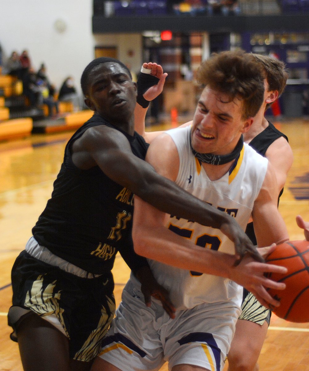 DPYoungblood's tweet photo. Here are a few shots from the Abilene High boys basketball team's win over Wylie on Tuesday. You can check out the full gallery at the link below.
#BigCountyPreps @ahseaglehoops @wylieboyshoops 

https://t.co/fLOKz6j71L https://t.co/cPEpCIA2C1