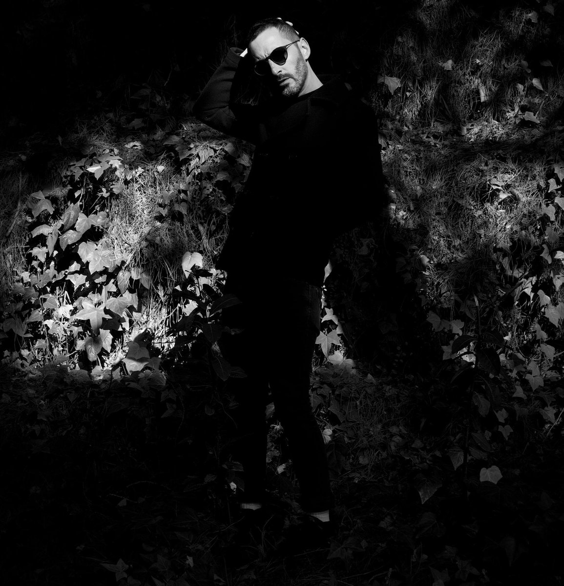 SoundCave_'s tweet photo. Siguiendo el éxito de su EP debut 'Media Parte', @Leo_l_musica presenta 'NUESTRO UNIVERSO', la sofisticación musical de la ruptura emocional: https://t.co/6teaRhgWRo https://t.co/TxrG7tdN8m