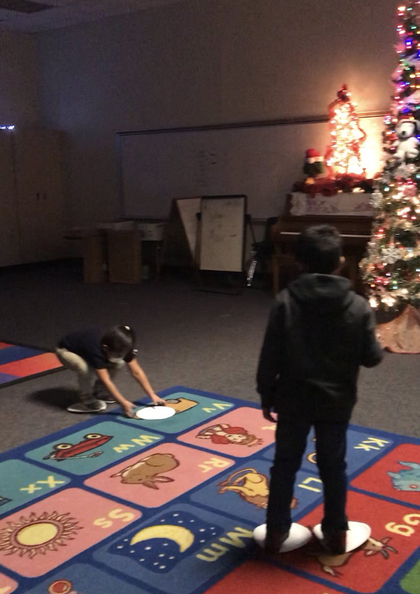 trusty_ms's tweet photo. We’ve had to get creative with movement games- paper plates and the Snoopy Skating theme leads to big fun in the music room @aliefFineArts @AliefISD https://t.co/ZsLcwPGstP