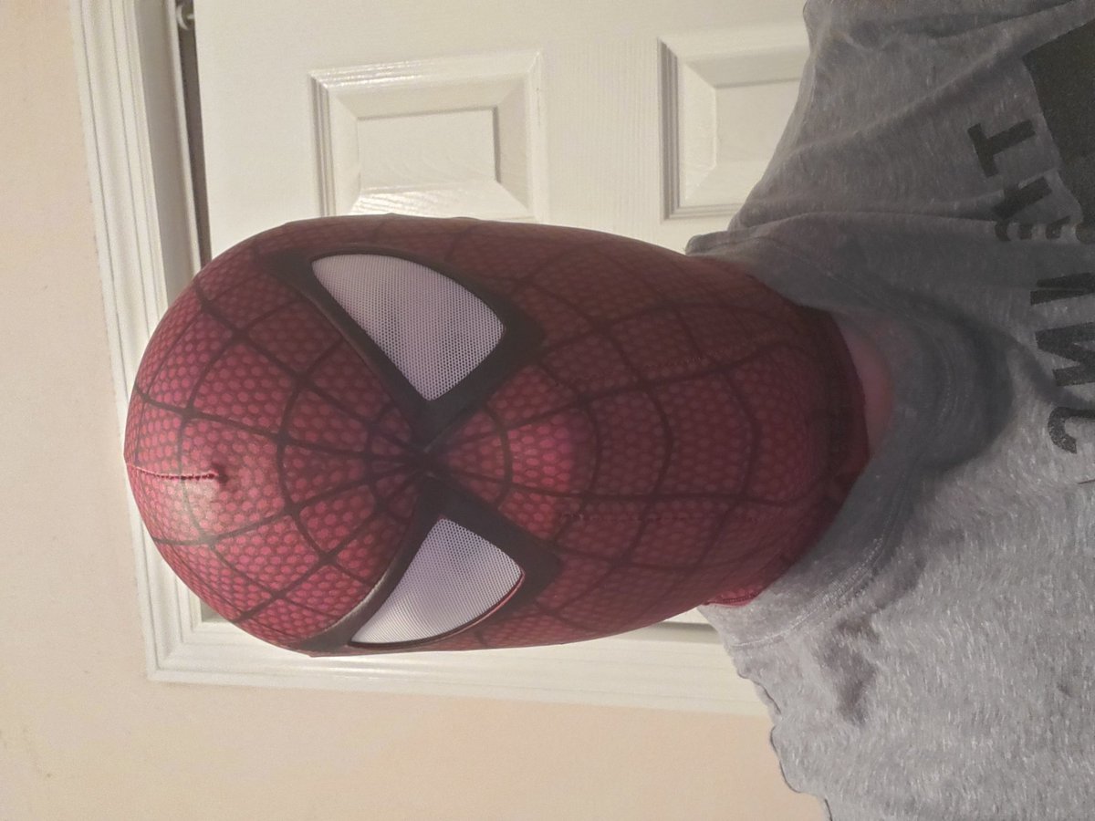 Sensational_Web's tweet image. Everyone stay safe out there. This holiday season.