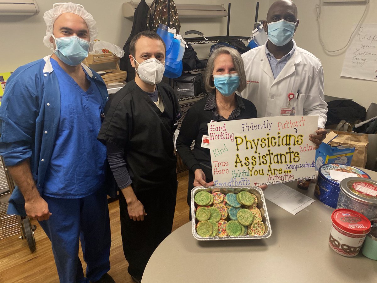.⁦<a href="/nyphospital/">NewYork-Presbyterian</a>⁩ .⁦@NYPQueens⁩ So grateful to the Queens Community that keeps on giving in support of our frontline heroes.  This time a big tray of home made holiday cookies to thank our Medicine PAs...&amp; thanks to all of you from all of us 2! 👏👏