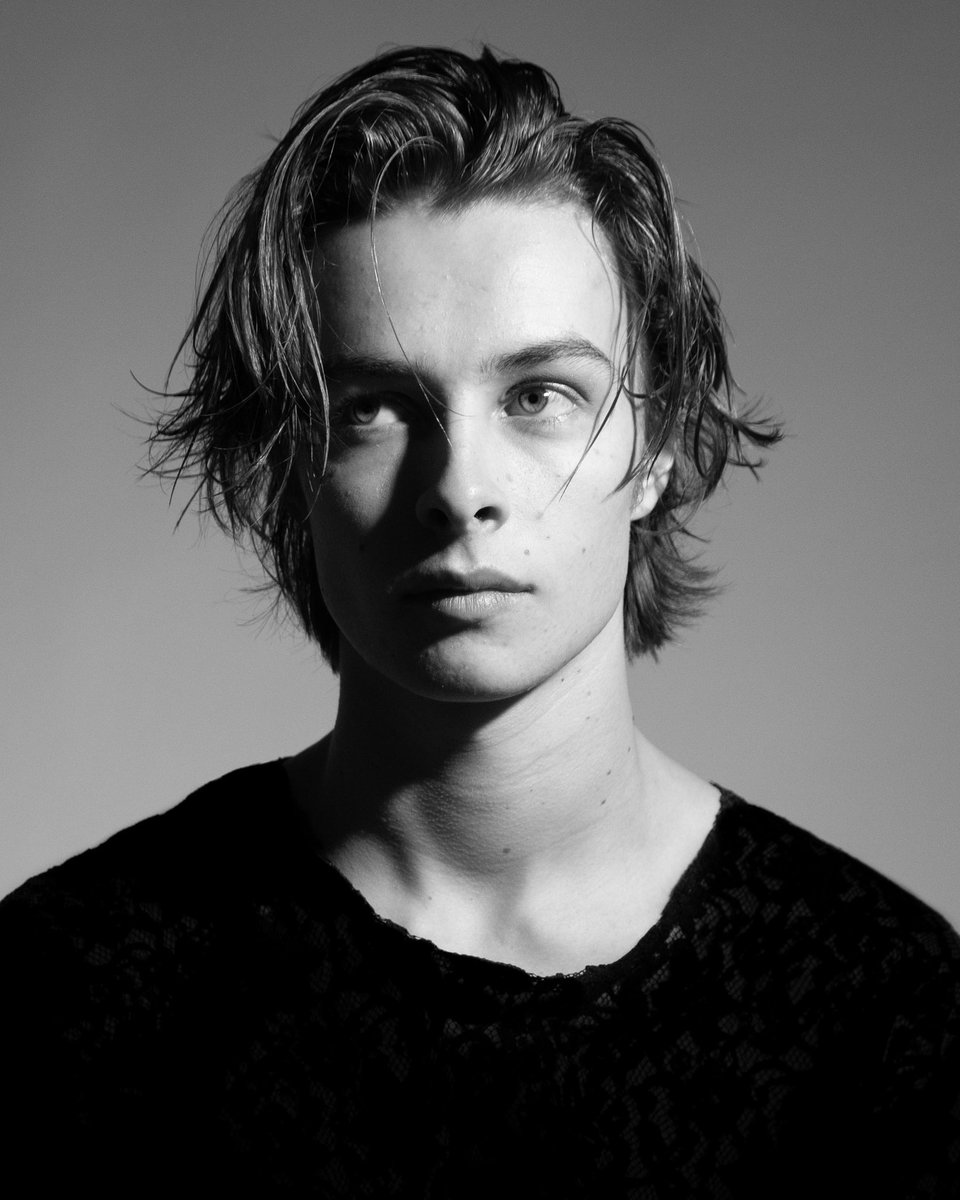 📷 | #connorbrashier ถ่ายโดยแซมให้กับ IMG models ครับ🖤 <a href="/IMGmodels/">IMG Models</a> <a href="/Sam_dameshek/">Sam Dameshek</a>