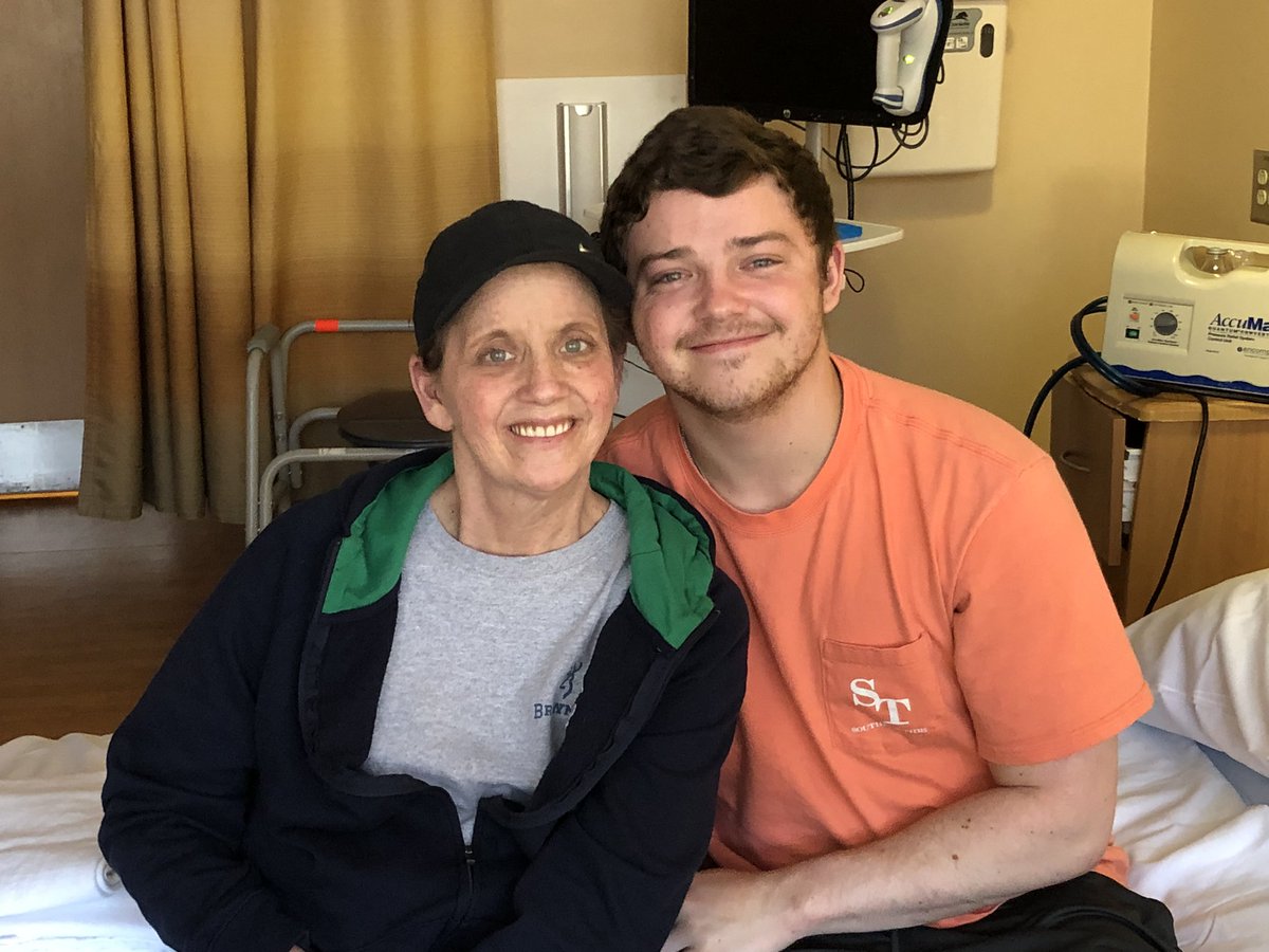 Austin23_Hughes's tweet photo. It’s been a full year and I don’t think I’ve ever missed you more... Fly high up there momma. I love you to infinity and beyond❤️♾ https://t.co/qpxOL7wGy4