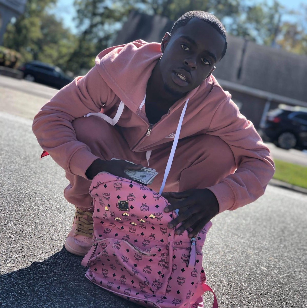 RSlime7's tweet photo. I lost my brother , I’m heartless now 💔.. #LLJbo https://t.co/6FDoDLT4oA