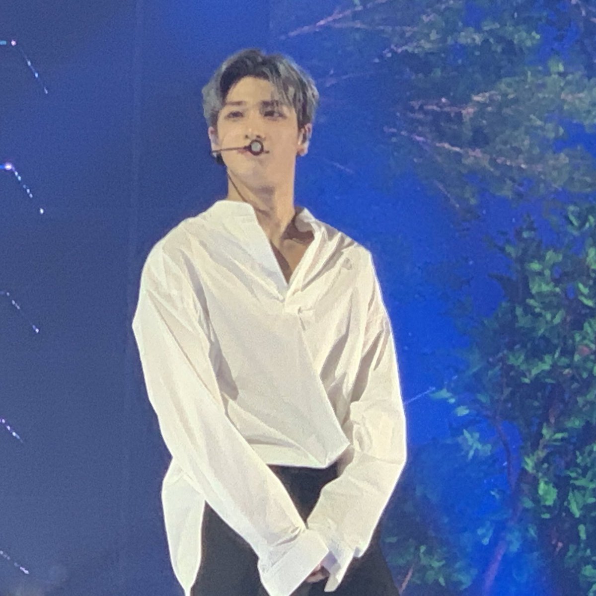 hangyulols's tweet photo. how lee hangyul looks in real life; a thread https://t.co/vOSPjNe1z9