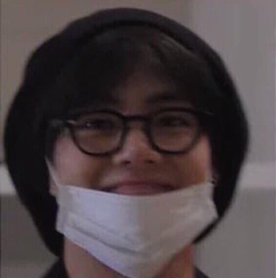 BtsSaidTeamWork's tweet photo. :Taehyung being a babie part 2 https://t.co/PmdS4tYOSY