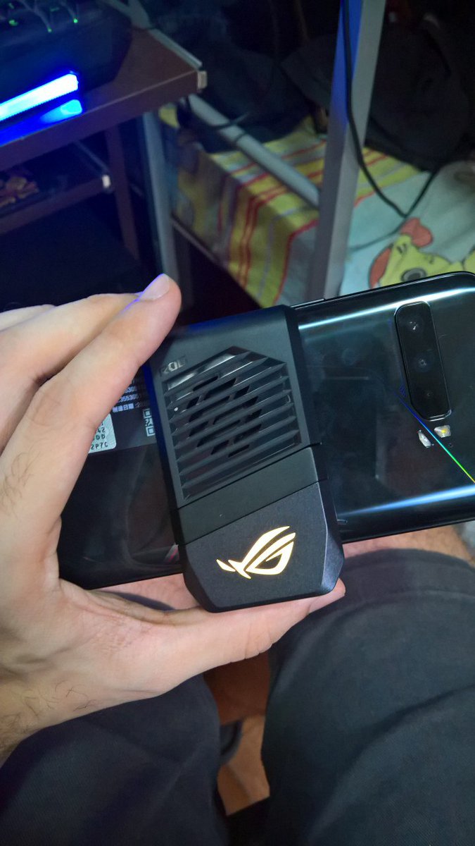 FelipeFurryWolf's tweet photo. Meu #sonho se tornou realidade depois de muito..... Muito tempo.
#rog3 #asusrog https://t.co/0wSRnrqDbJ