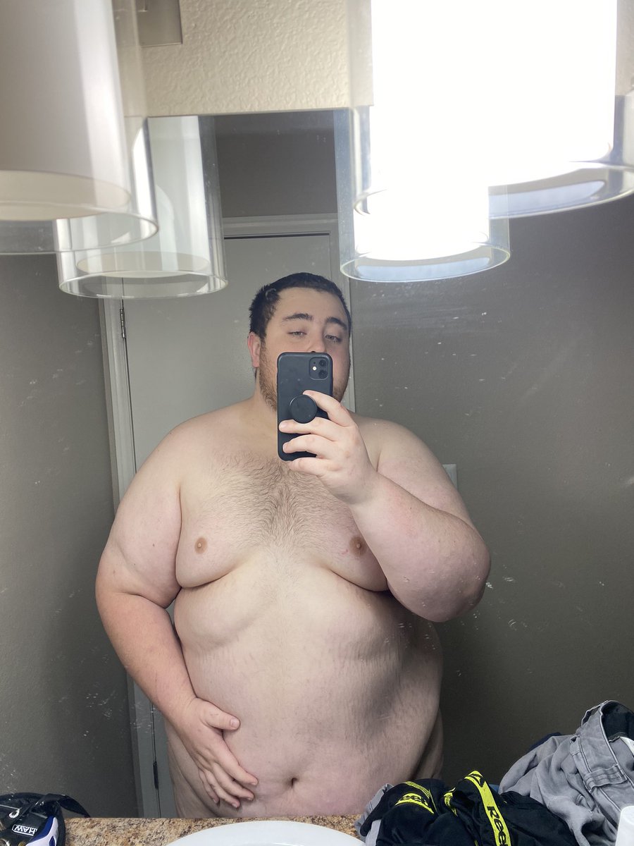 b_lockeof's tweet photo. First post! On my way up to the top~ https://t.co/9RNTljAQFD
