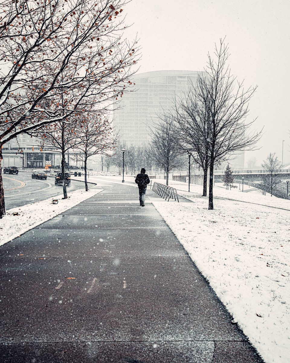 drew__shaffer's tweet photo. The snow is back in Columbus, Ohio
#Columbus https://t.co/S69gGfiqgF