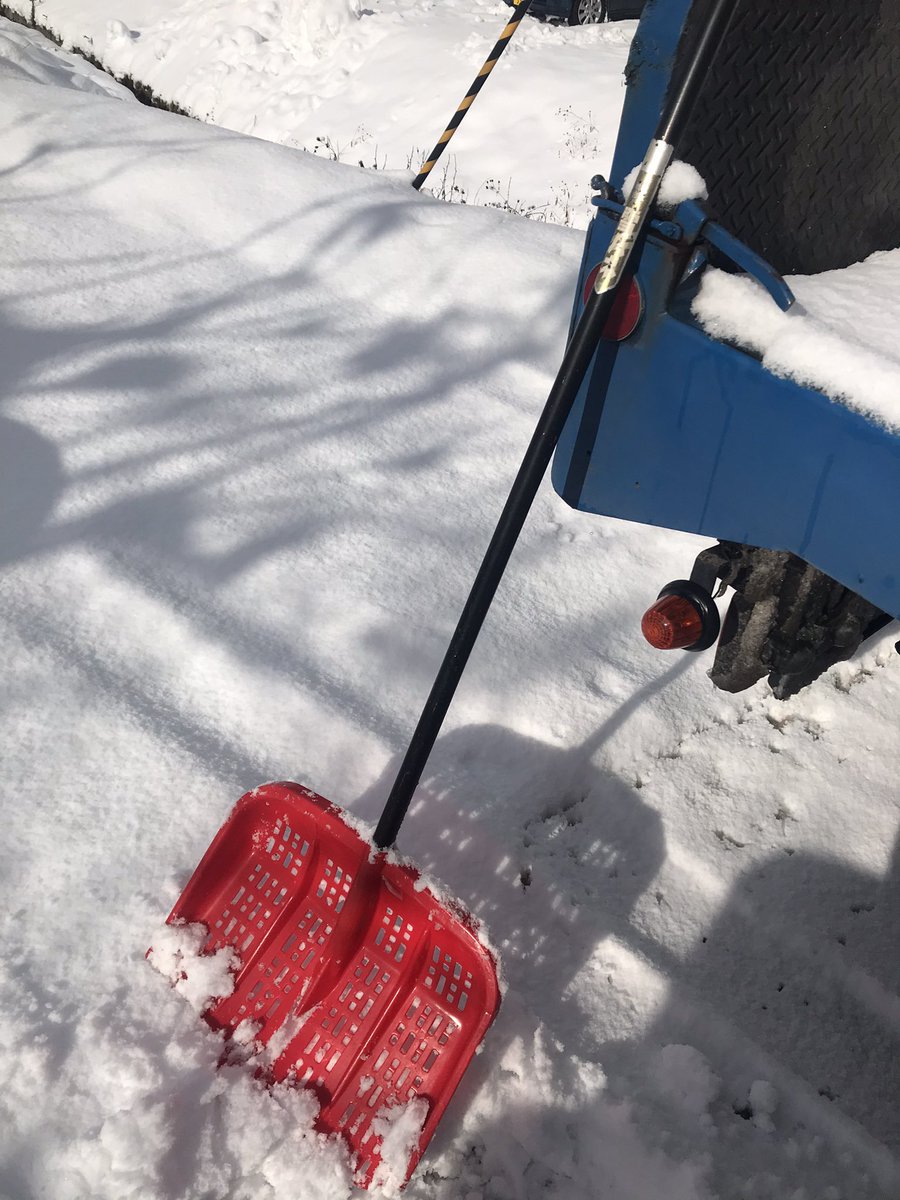 雪かきスコップに雪がくっつかなくなる裏ワザ Chietoku Jp